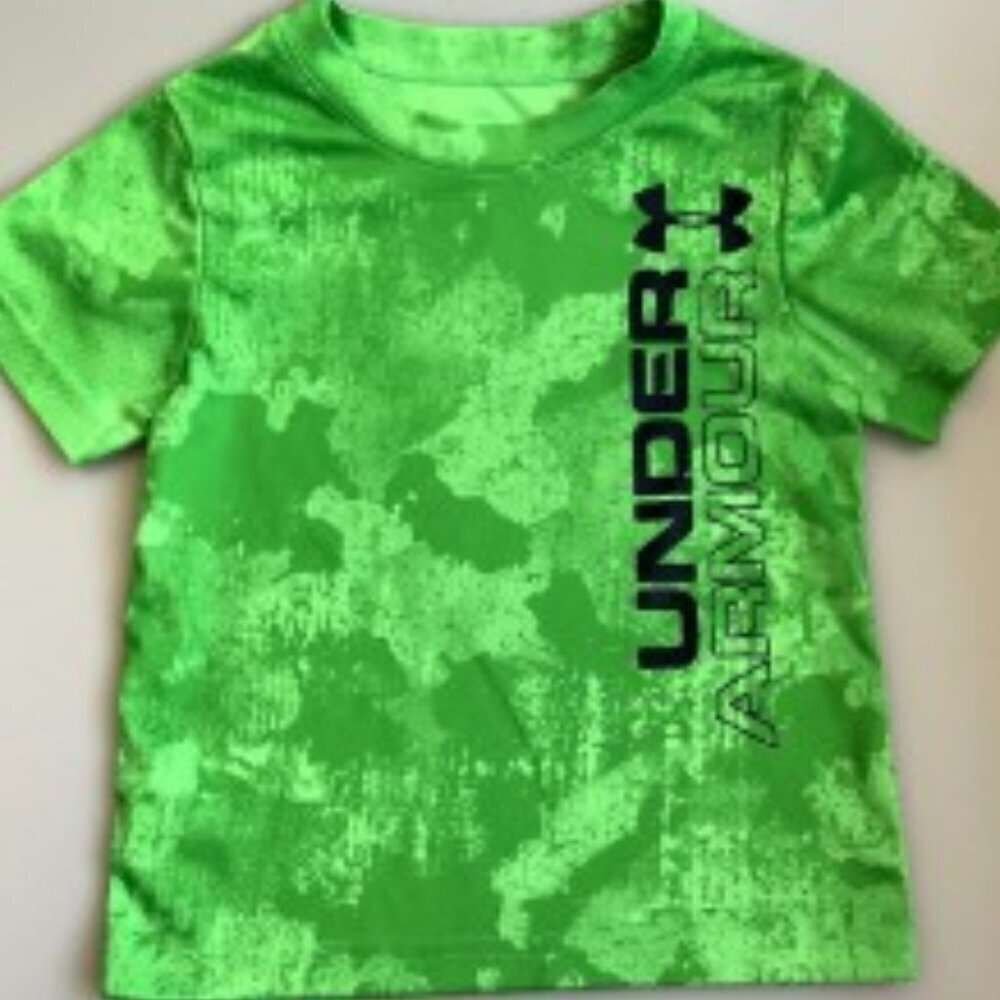 UNDER ARMOUR CAMO GREEN SHIRT 24 M